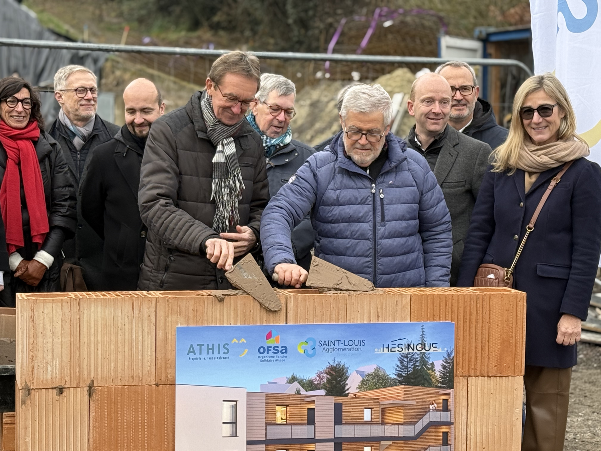 20251216_101256874_iOS